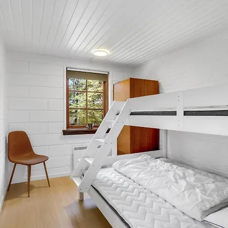 3 Bedroom Beautiful In Holiday home