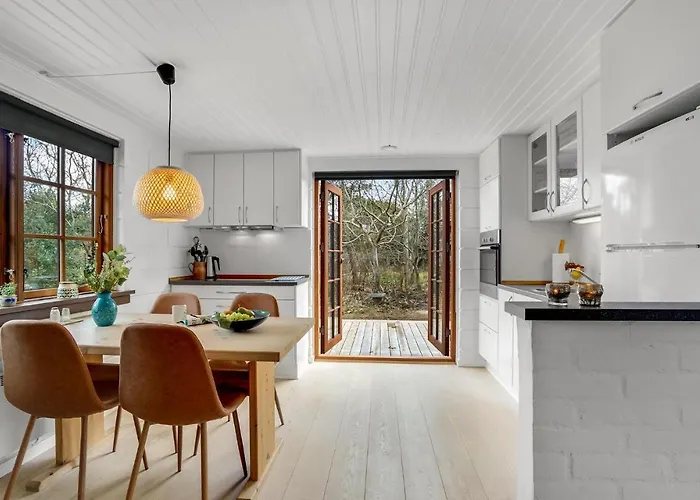 Дом отдыха 3 Bedroom Beautiful In *