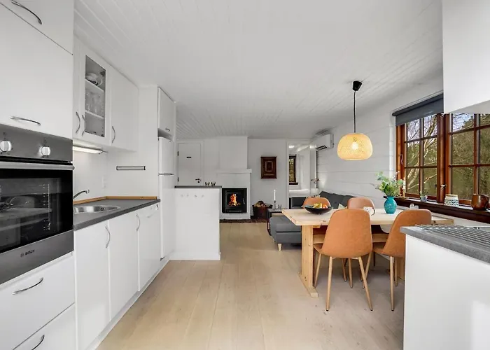 3 Bedroom Beautiful In * Ринкёбинг